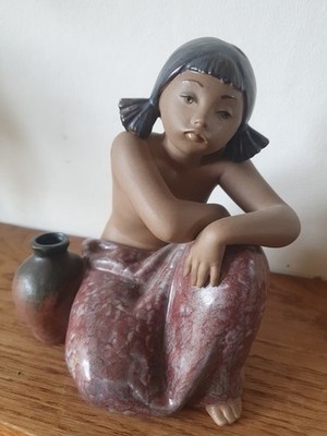 Vintage Lladro Gres Figur Mädchen mit Kanne DESIREE Nr. 2146
