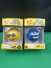 EMOJI STRESS RELIEF BALL SET 2.