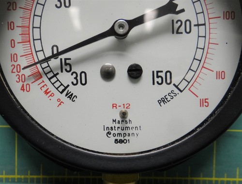 Marsh Instrument 3.5" Refrig Gauge ARE 12 30"-0-150 PSI 1/4" NPT Bottom Connect - Picture 3 of 9