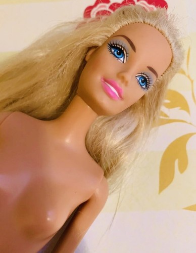 Muñeca Barbie Mattel Vintage Años 90 1629HF Nueva Generación Niña