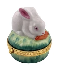 Takahashi Trinket Box White Rabbit Carrot & Grass Porcelain Hinged 2” Japan