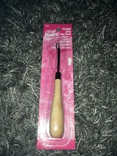 New Susan Bates Straight Latch Hook 6.25"-Wood Handle