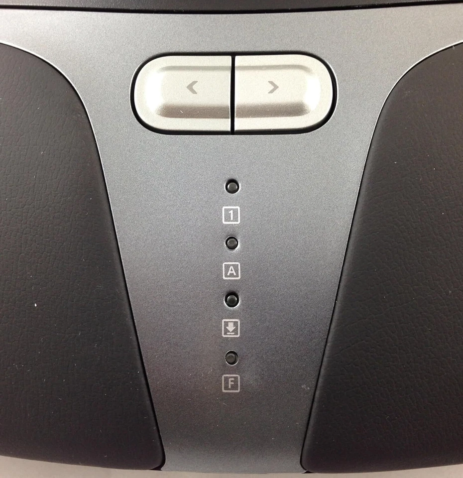 Microsoft 4000 Wired USB Media & Natural Ergonomic Keyboard Black - B2M-00016 - Image 2 of 4