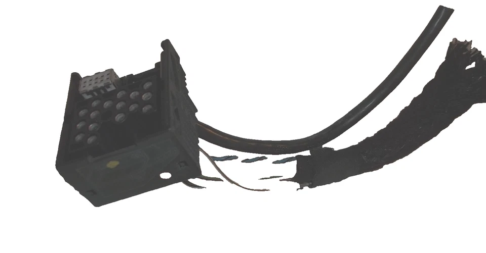 BMW 528i Business 1999 reproductor de cassette enchufe de cableado Foto 2 de 3