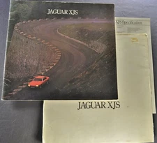 1977 Jaguar XJS Coupe Large Catalog Brochure +Envelope/Specs Nice Original 77