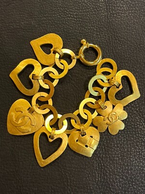 CHANEL Logo Bracelet Bangle AUTH Coco Mark CC Tone Gold Chain Heart Clover GP