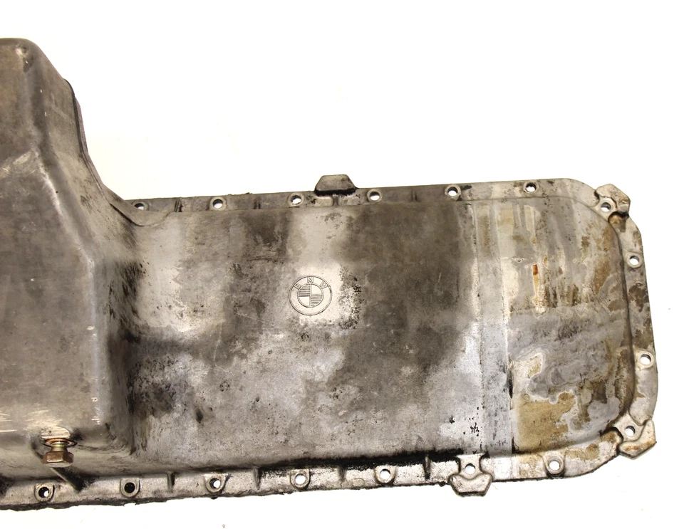 BMW OEM E30 84-92 M20 MOTOR ALUMINIO CÁRTER DE ACEITE 11131720754 325I 325IS 325E Foto 3 de 4