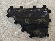 Earthseed Equipment Bike Frame Bag Multicam Black/Pink