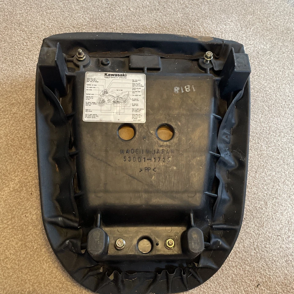 Asiento de pasajero trasero Kawasaki Ninja ZX9R B 53001-1725 ZX900 B Pillion Pad Foto 4 de 4