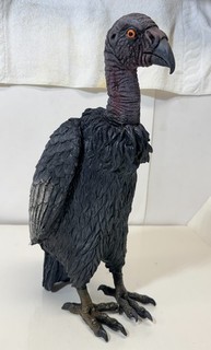 VTG Standing vulture or buzzard SPIRIT Halloween latex decoration 18" Ht. PROP