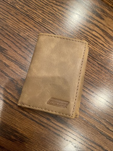 Cartera triple de cuero RFID genuina Dickies para hombre capacidad extra
