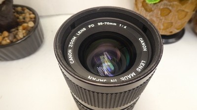 Canon FD 35-70mm f/4 Weitwinkel Zoomobjektiv. Canon SLR AE-1 ,A-1 ETC. Kamera.