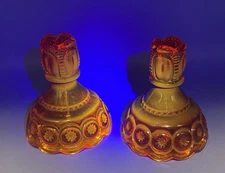 (2) L.E. Smith Moon & Stars Amberina 5" Candle Stick Holders UV Glow