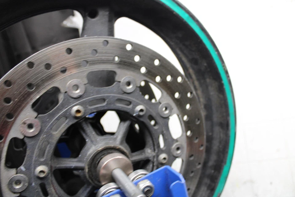 Yamaha YZF R6 2002 llanta delantera freno rotores discos 4SV-2581T-01-00 BB545 Foto 4 de 4