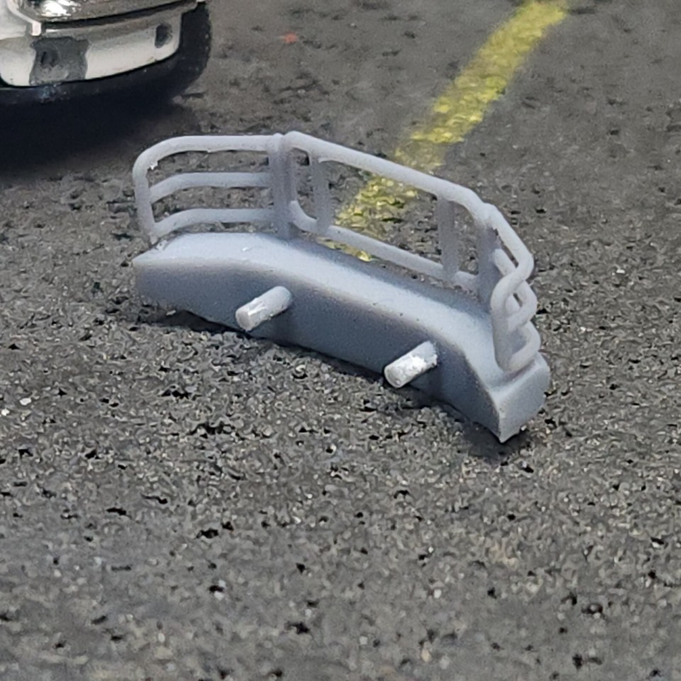 Paraurti Per Modellino Dodge Ram Paraurti Anteriore Stampato In 3D In Resina - Scala 1:64 Per Modellino Greenlight Dodge Ram D350 Bull Bar - Foto 9