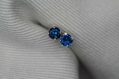Natural Earth Mined Sparkly Blue Diamond Stud Earrings 0.25 Carats Certified D86 - Picture 2 of 5