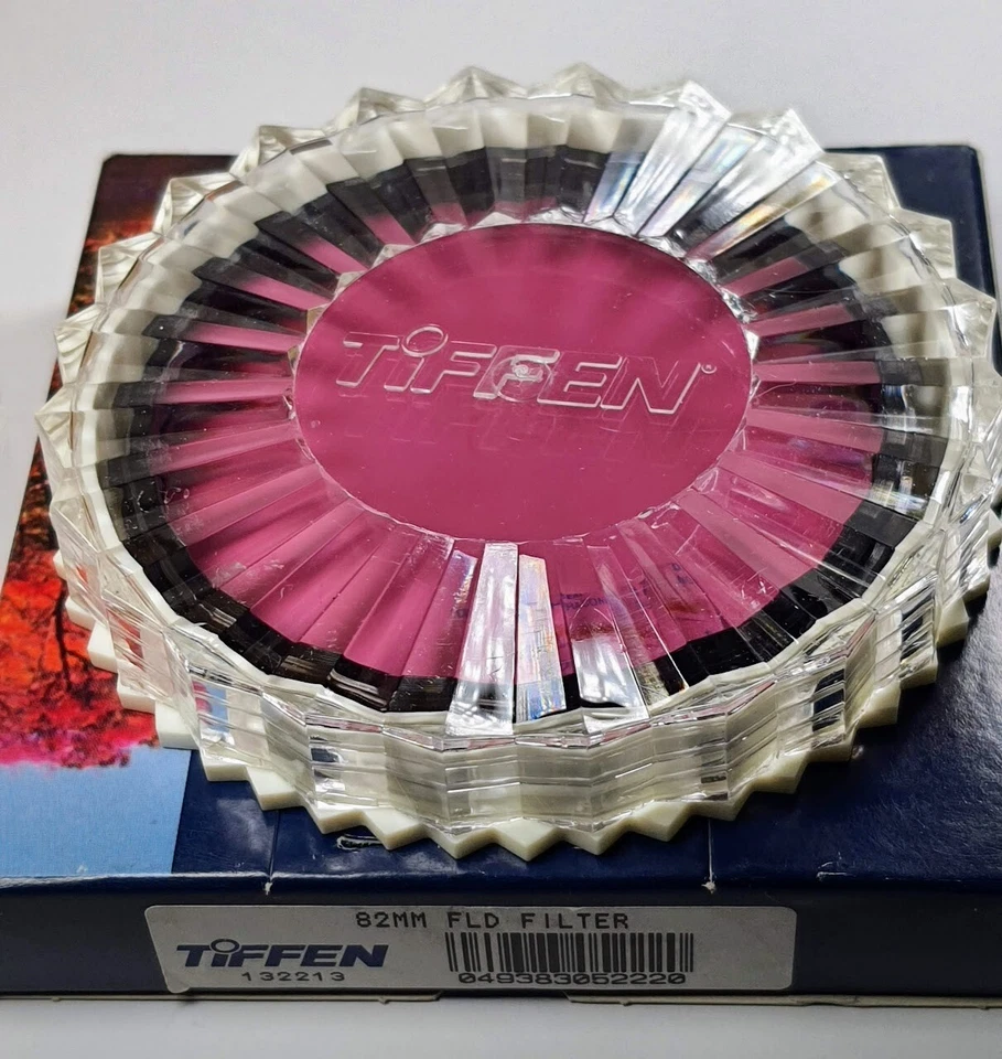 Tiffen Authentic 82mm FL-D Glass Lens Filter Fluorescent FLD FL-Day Professional - Image 3 of 4