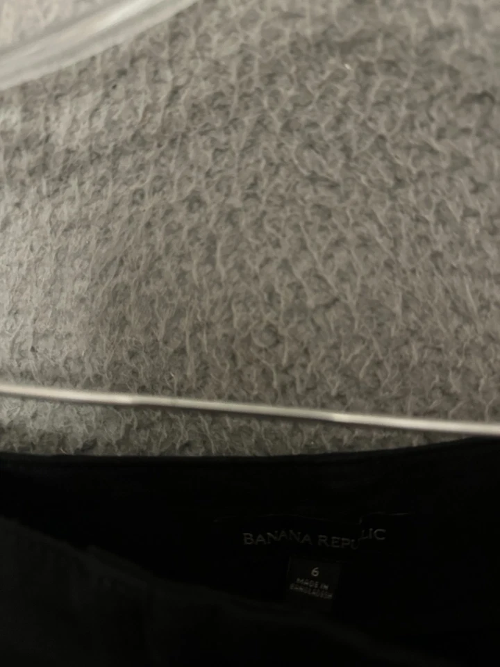 Pantalones Cortos BANANA REPUBLIC Mujer 100% Lino Talla 6 Negro Plisado Adulto Foto 3 de 4