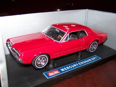 Sun Star 1967 Mercury Cougar XR7 Metal Die Cast 1:18 Scale Model