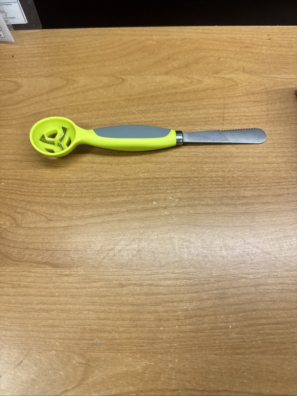 Pampered Chef Avocado Tool, Gray/Green, 9.25 in, 100355