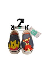 Winnie the Pooh Classic Baby Shoes, Disney Baby Sz US 3