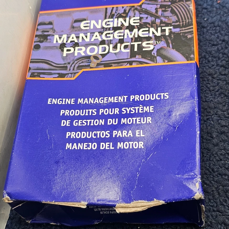 Tapa de distribuidor Napa Echlin RR253 para Chevrolet Express 2500 1996-2005 Foto 3 de 4