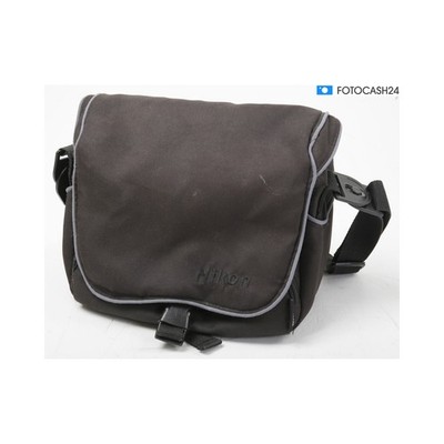Nikon Foto Tasche Kameratasche (ca. 28x20x16 cm) + Sehr Gut (286139)