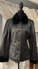 Ladies George Genuine Leather Jacket Size 8/10 Fur Collar And Cuffs