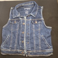  preowned Cat  Jack Denim Vest L 10/12: Classic Dark Wash Excellent Condition 