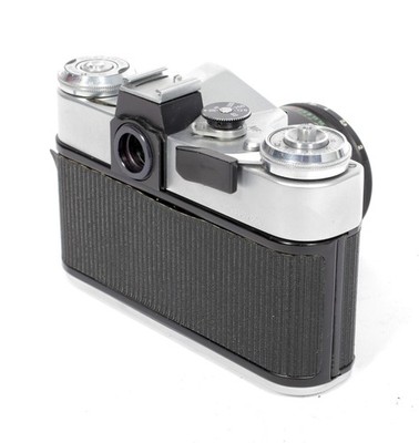 Zenit E 35mm SLR Film Camera with 58mm F2 Helios 44m-2 lens TESTED