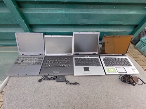 4 x Laptop Konvolut /HP /Asus/ Toschiba /Fujitsu/Siemens ungeprüft Teile