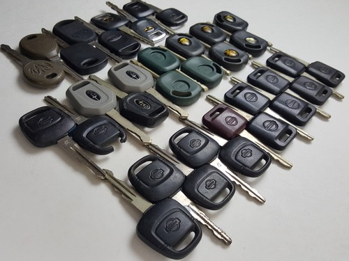 ORIGINAL LOT OF 35 HEAD-KEYS WITH CRYPTO 60 CHIP OEM REUSABLE TRANSPONDER USA - Picture 4 of 12
