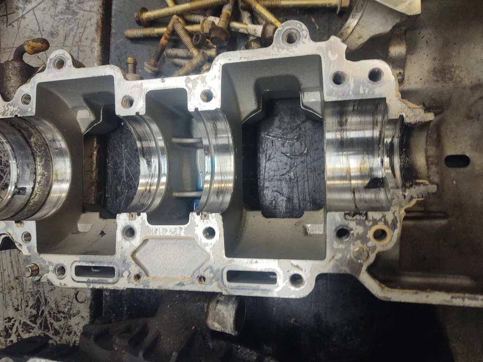 SKI DOO 600 MXZ 1999 CÁRTER CULO 420888761 98 2000 RW5064 Foto 3 de 4