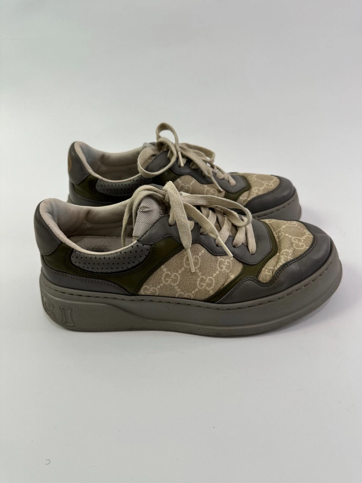 Baskets à panneaux Gucci GG Supreme taille 6 UK 9 US WMNS 39 EU