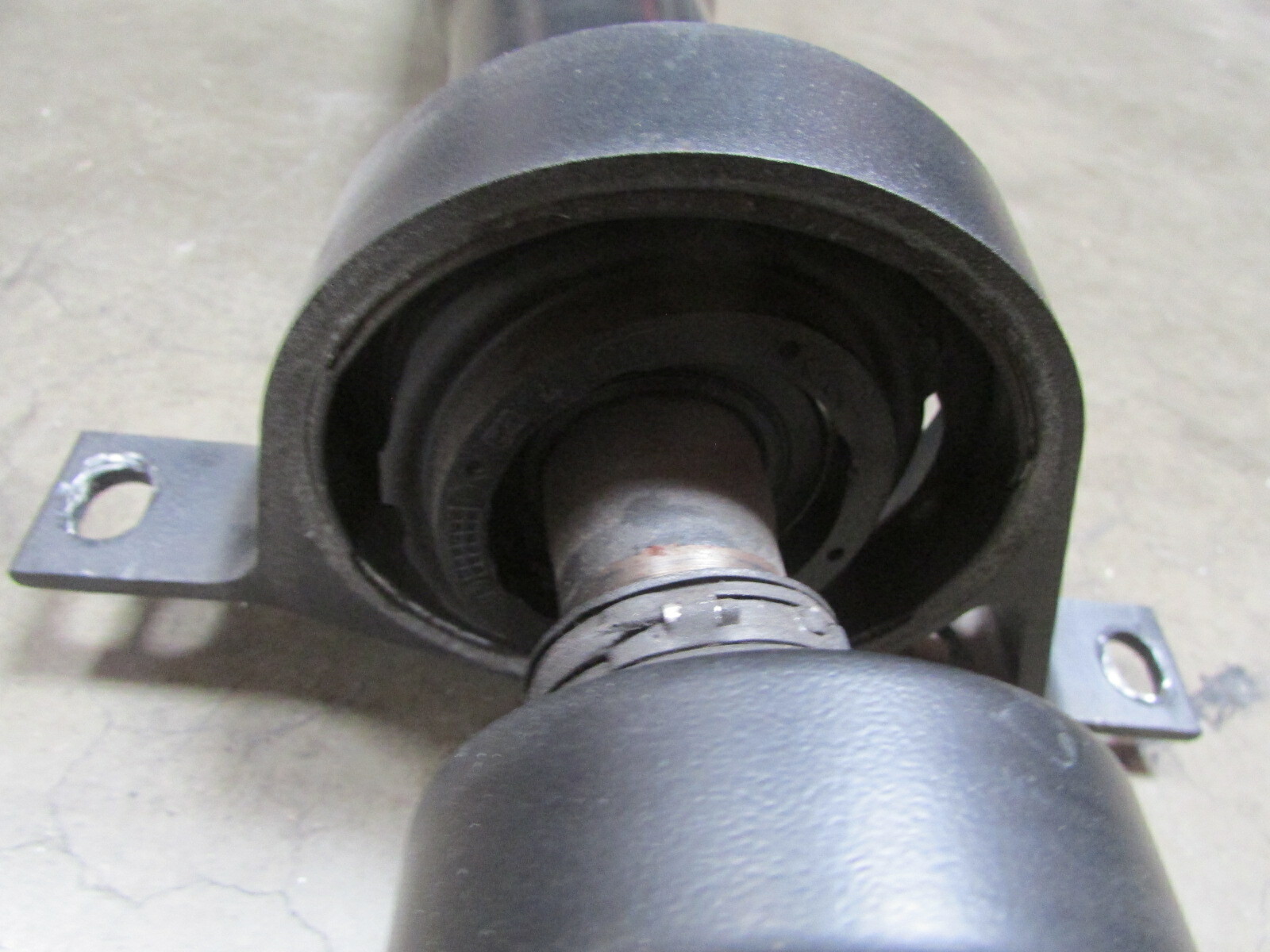 Maserati Quattroporte, Rear Drive Shaft, Used, P/N 670100408