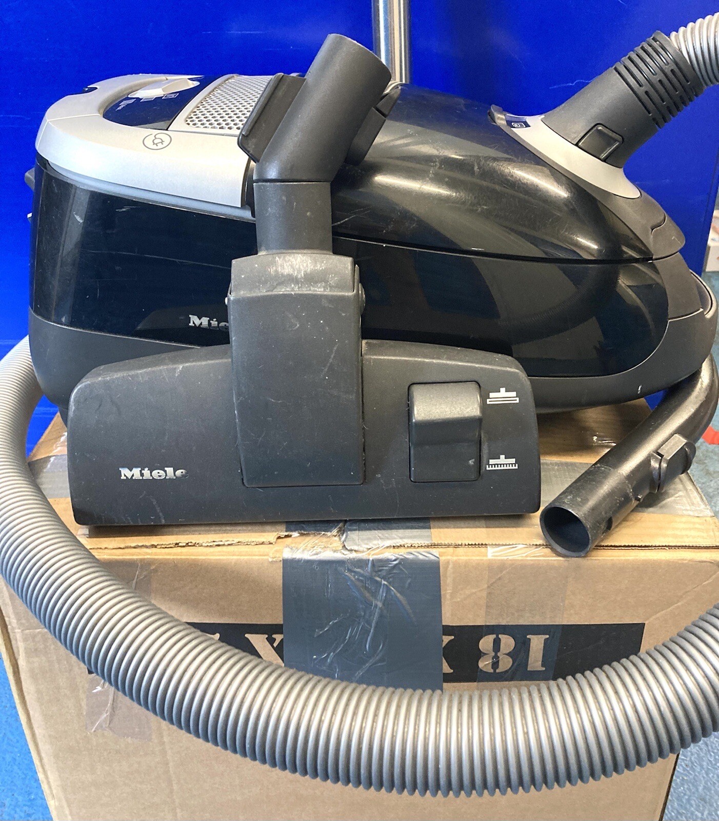 Miele Vacuum Cleaner Model S5211 2200W Black With Pipe, Nozzle