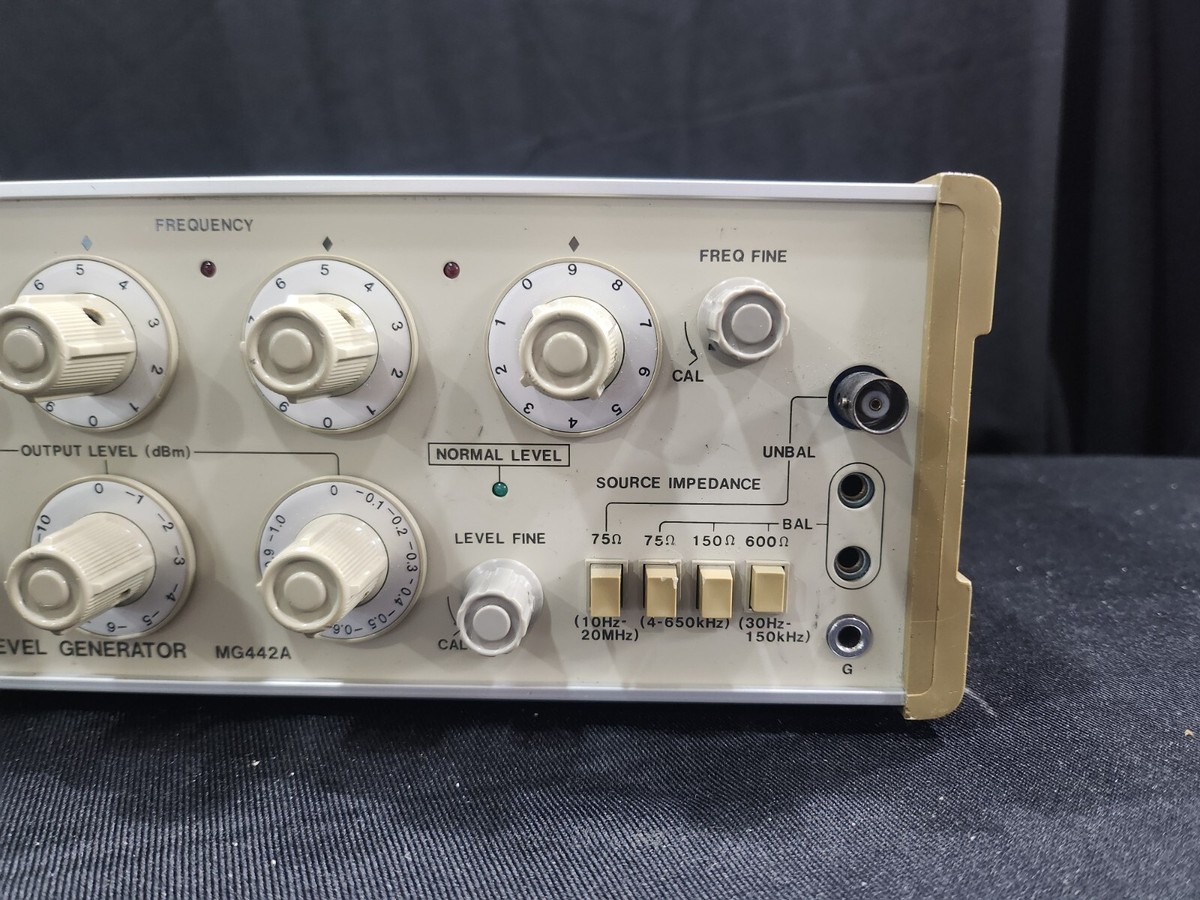 標準信号発生器 ANRITSU MG442A 標準信号発生器 ANRITSU MG442A