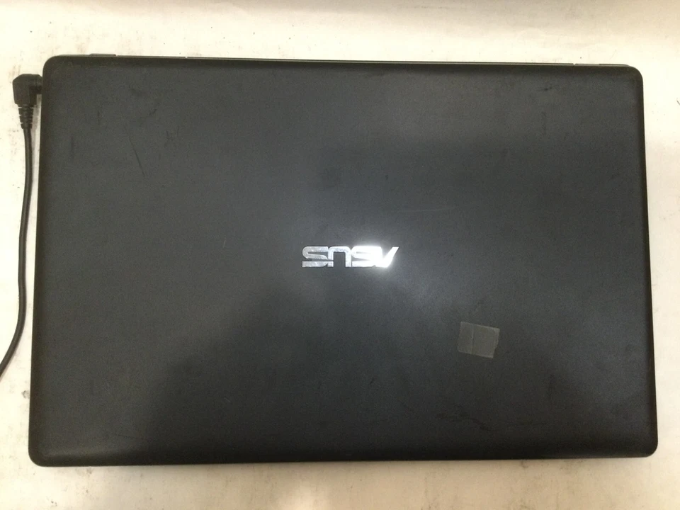 ASUS P550C 15,6" / Intel Core i3-2365M / (RISS/FEHLTEILE!) MR - Bild 3 von 4