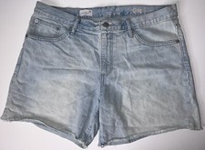 GAP Women’s Jean Shorts Size 32 Distressed Denim Blue Cut Off Hem