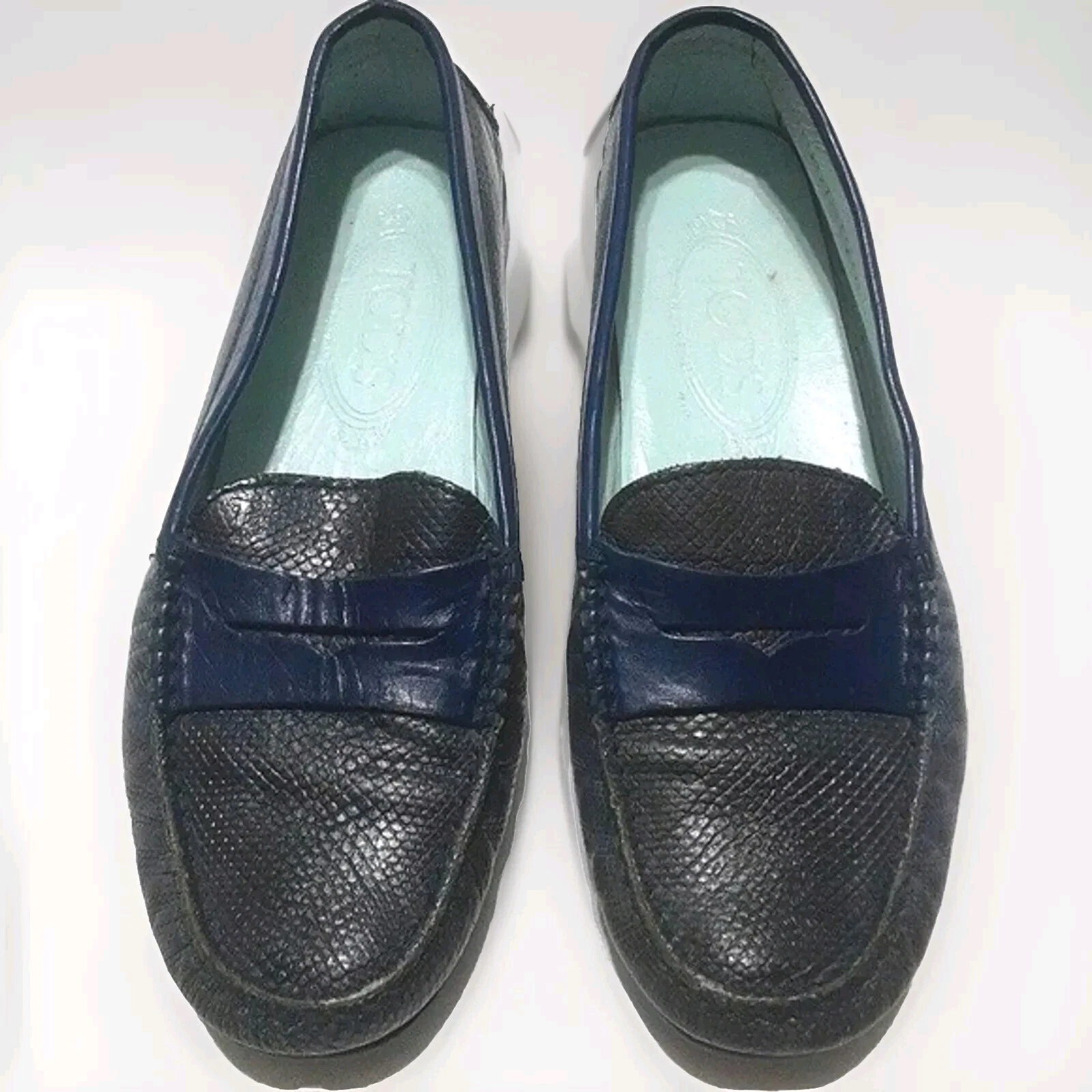 TOD’S TOD'S Gommino mocassini in pelle 5 5 blu navy scarpe da guida scarpe basse slip on usate in ottime condizioni