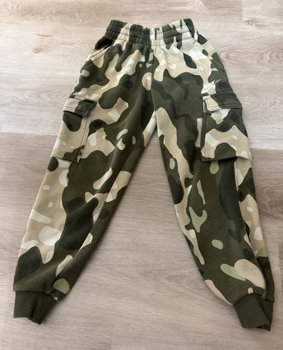 Nike Boys Camo Fleece Jogger Pants Pull-On Pockets Green/Beige FZ5491-325