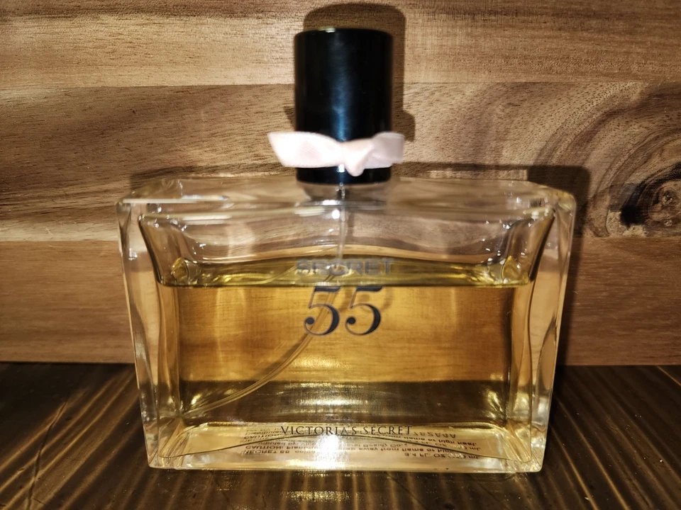 Raro Victoria's Secret 55 Perfume Y Loción Corporal Set 75% Cada uno Foto 2 de 4