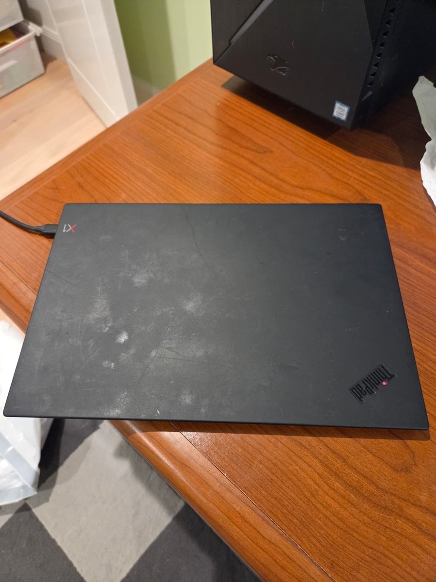 Lenovo ThinkPad X1 Carbon Gen 6 – i7 / 16GB RAM / 512GB SSD