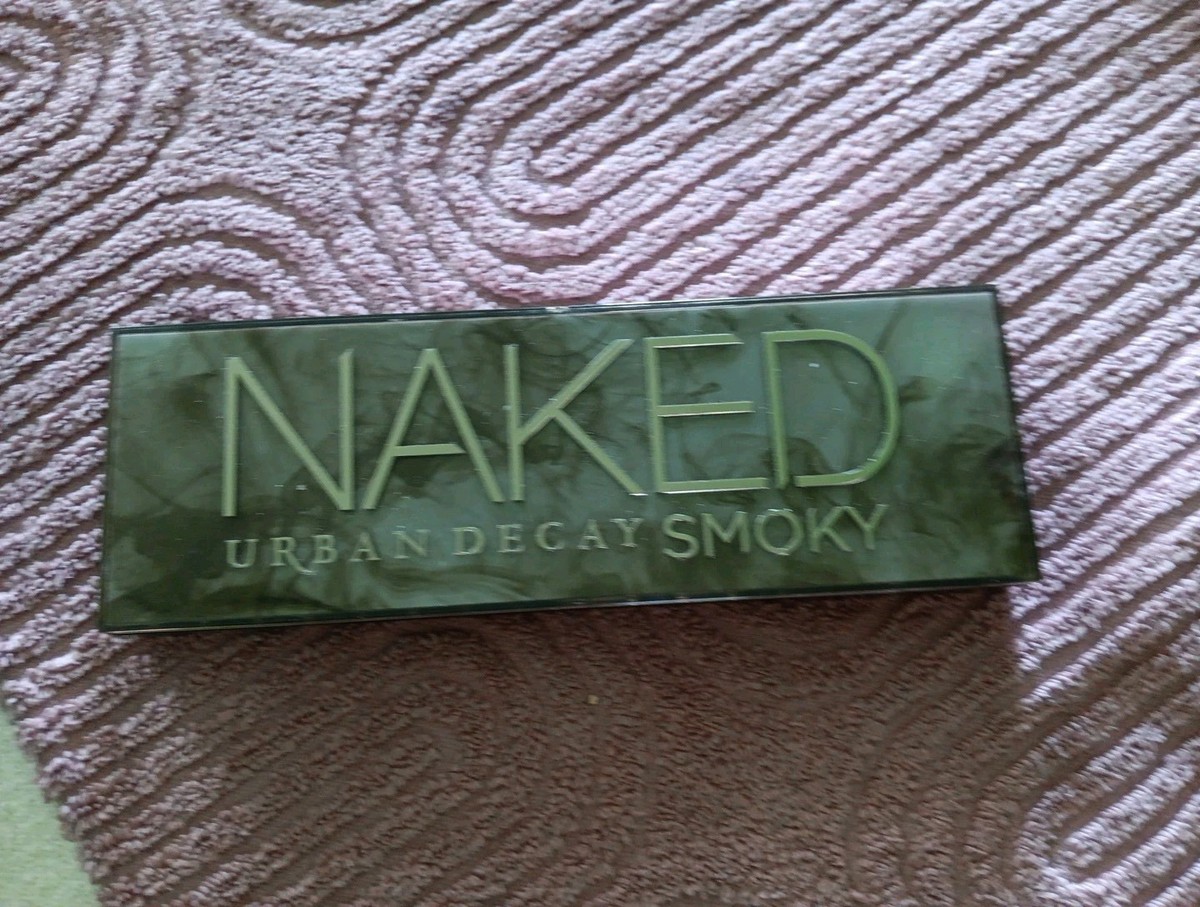 Urban Decay Naked Smoky Pressed Powder Eyeshadow Palette for sale