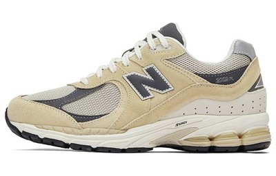 New Balance 2002R Sandstone Magnet - M2002RFA