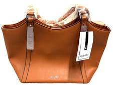 Nine West-NWT- Diantha Style- Ginger Color- Bag -With Wristlet Accessory