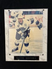 Wayne Gretzky LA Kings Autographed Signed 8x10 Photo Skating