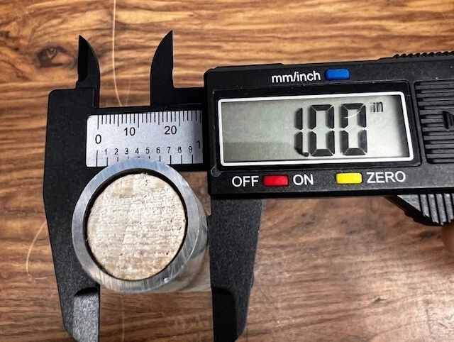 ATAÚD - MANGO ALUMINIO - (TIRADOR DE CUERDA DE ALAMBRE) 20" LARGO, 1" DIÁMETRO #250B Foto 2 de 4