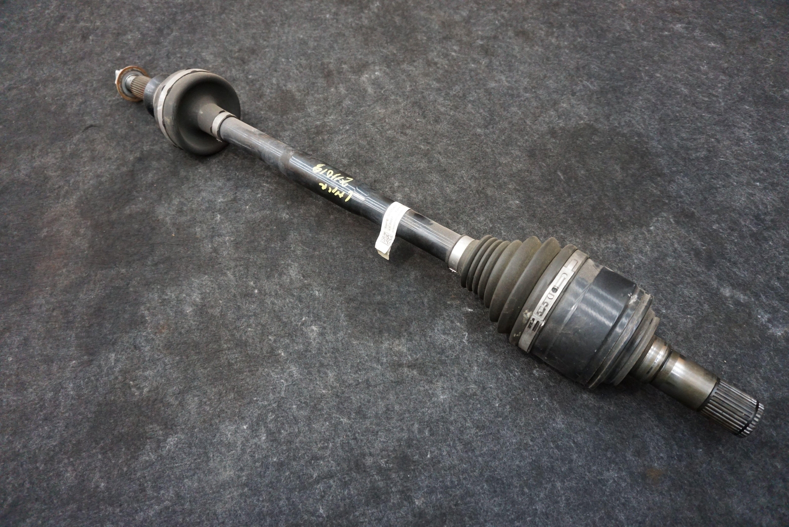 Rear Left Driver Axle Shaft Assembly OEM 670104207 Maserati Ghibli M157 2014-17+