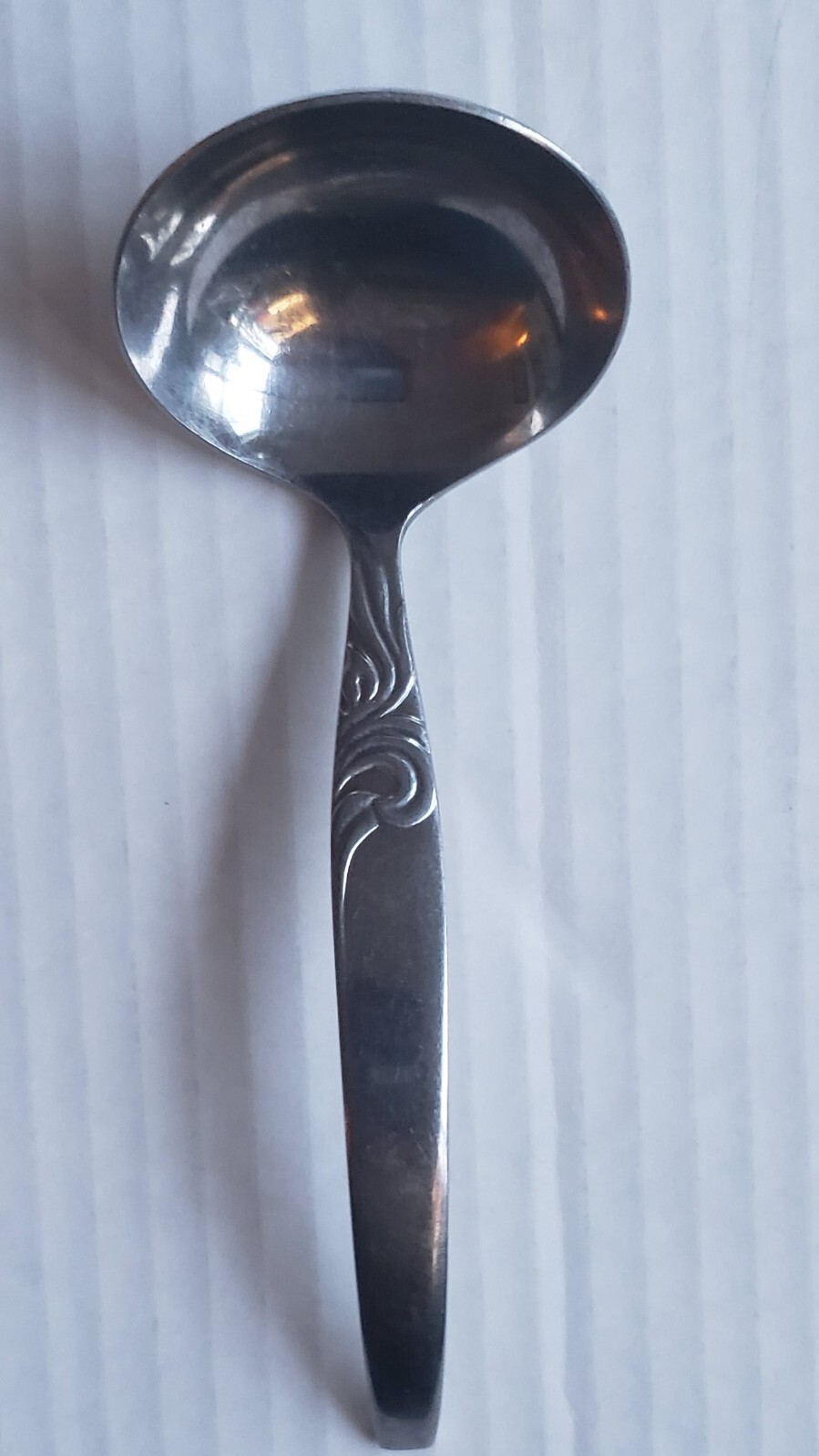National Stainless Gravy Serving Spoon Swirl Pattern  8 In